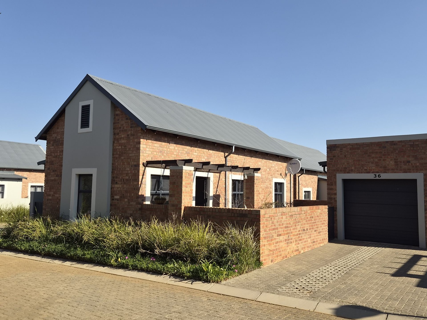2 Bedroom Retirement Home On De Land Estate