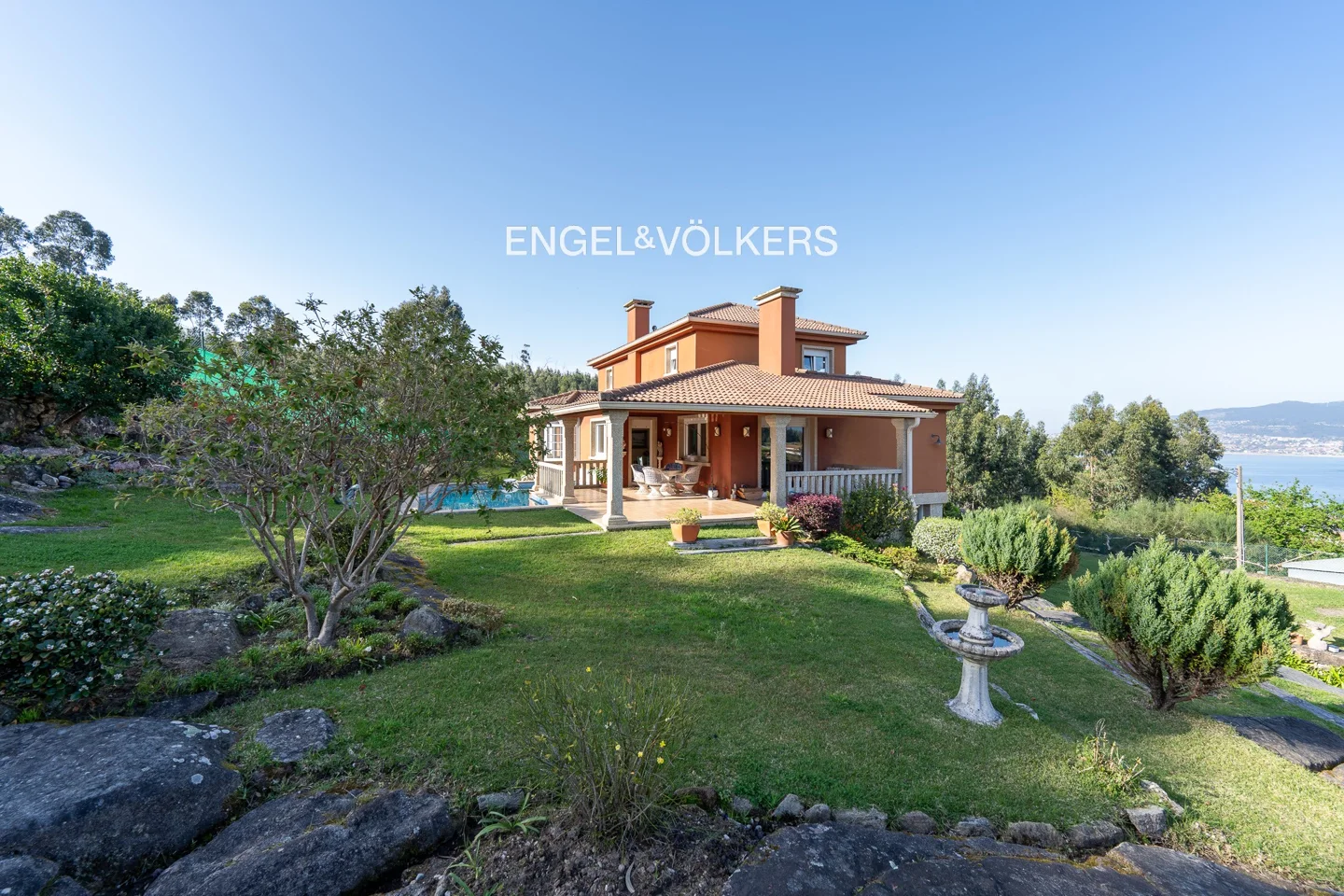 Exclusive Villa in Baiona with Stunning Views