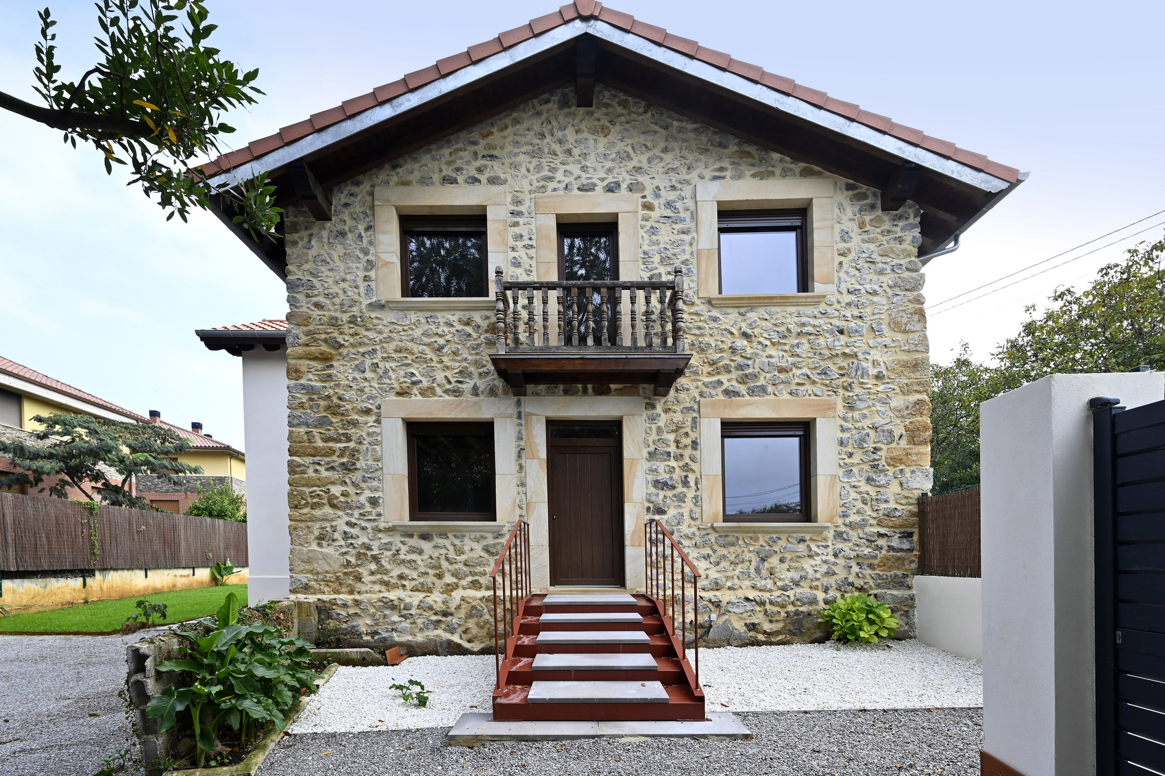 Casona a estrenar en Caborredondo, Oreña