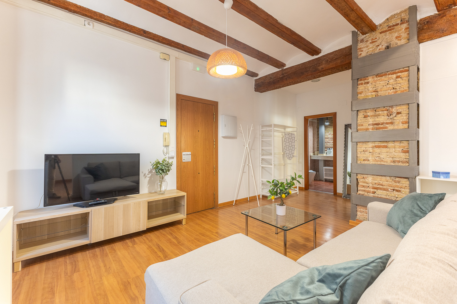 Charming, renovated apartment in the city center