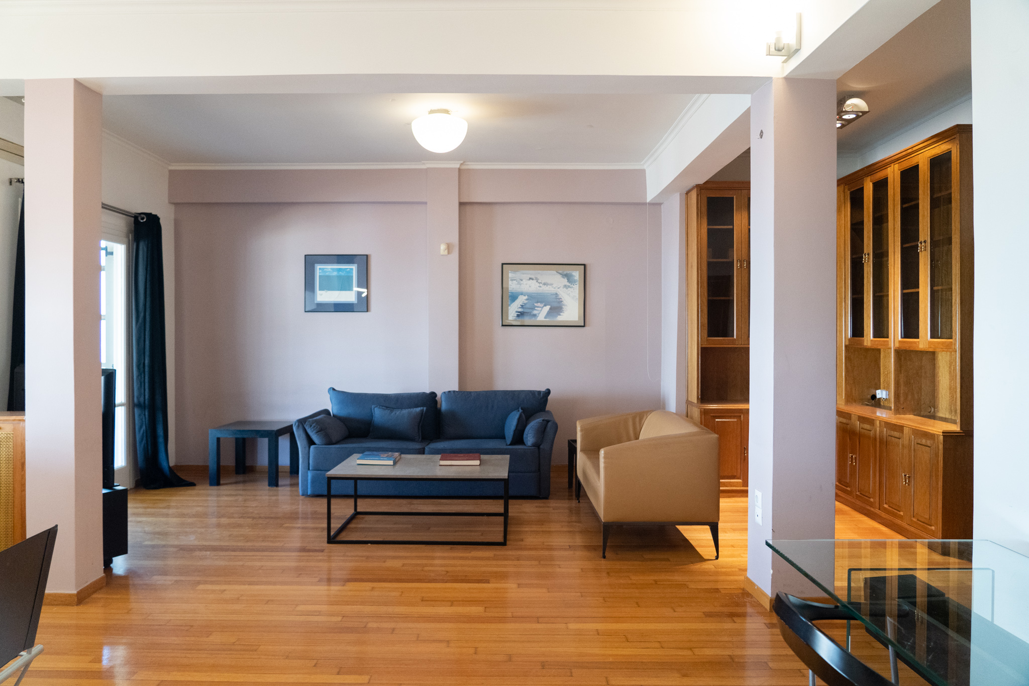 Sunny furnished penthouse next to Archaeological Museum
