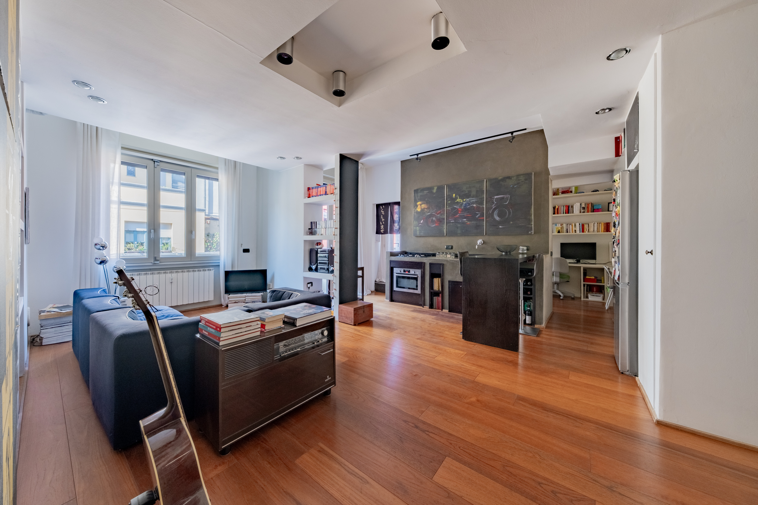Designer two-bedroom apartment in the Sarpi Area