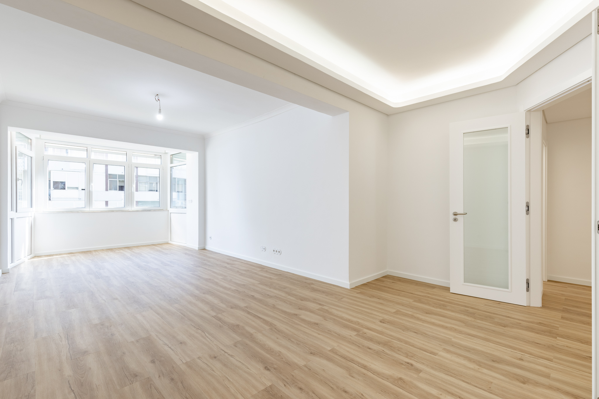Fully Renovated T3 in Cacilhas