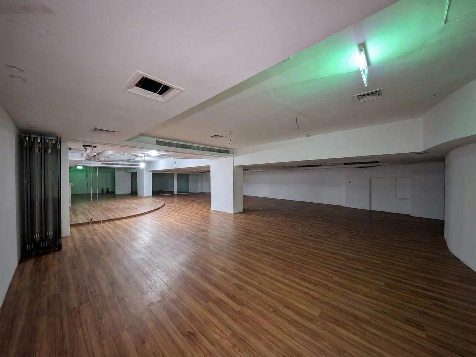 Fully Licensed Restaurant Space|Private Elevator