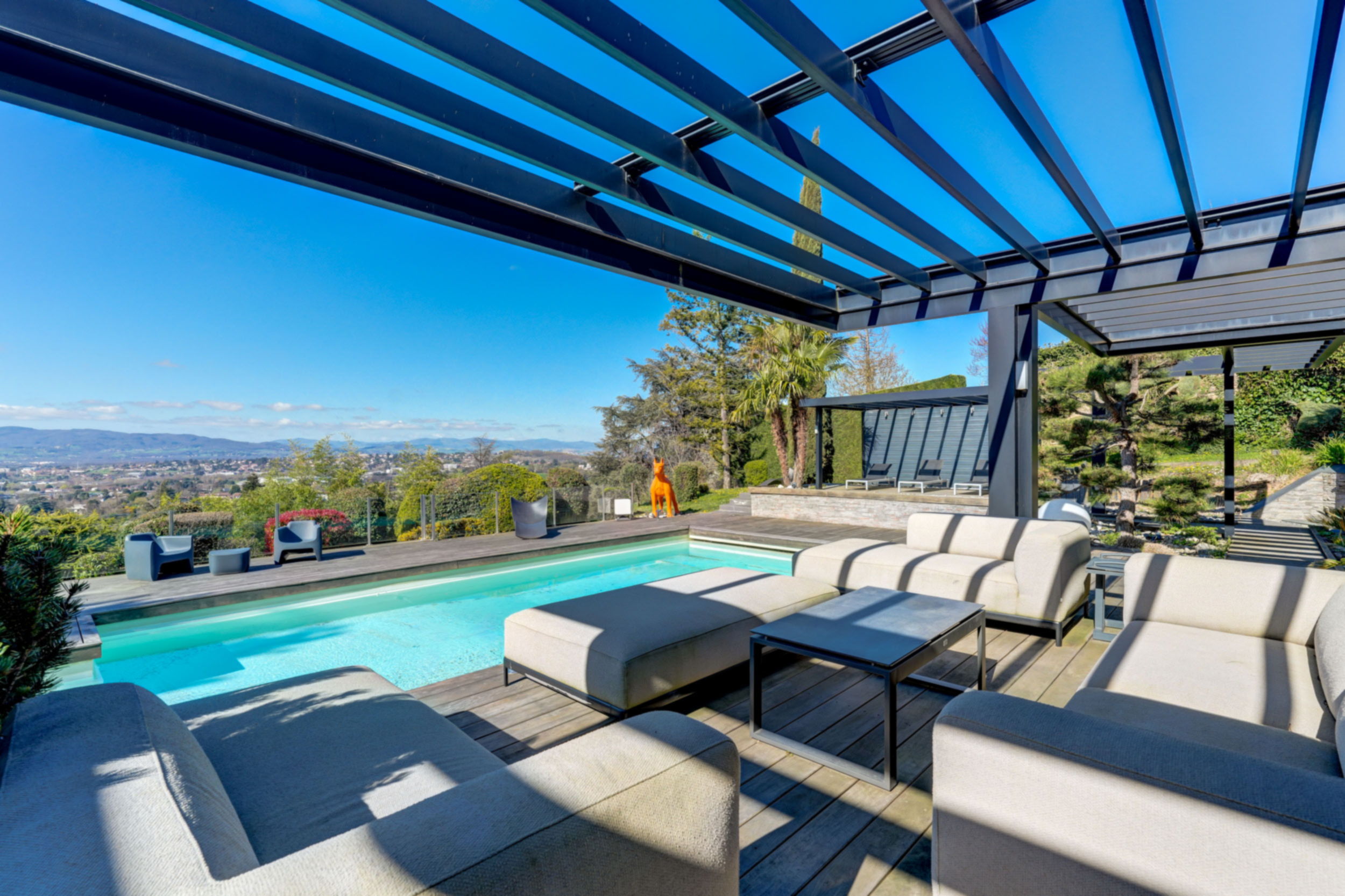 Maison d'architecte - L'élégance contemporaine aux portes de Lyon