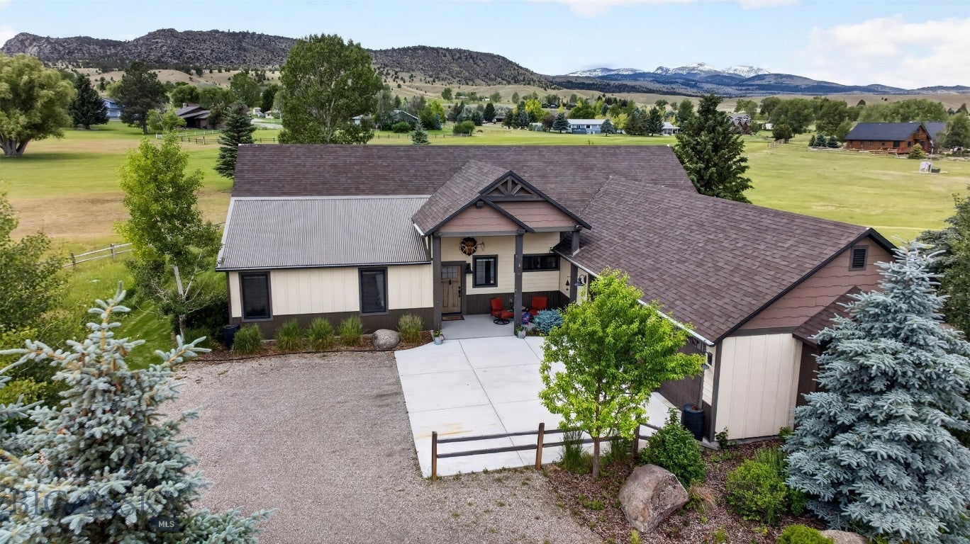 Refined Montana Living at Its Finest