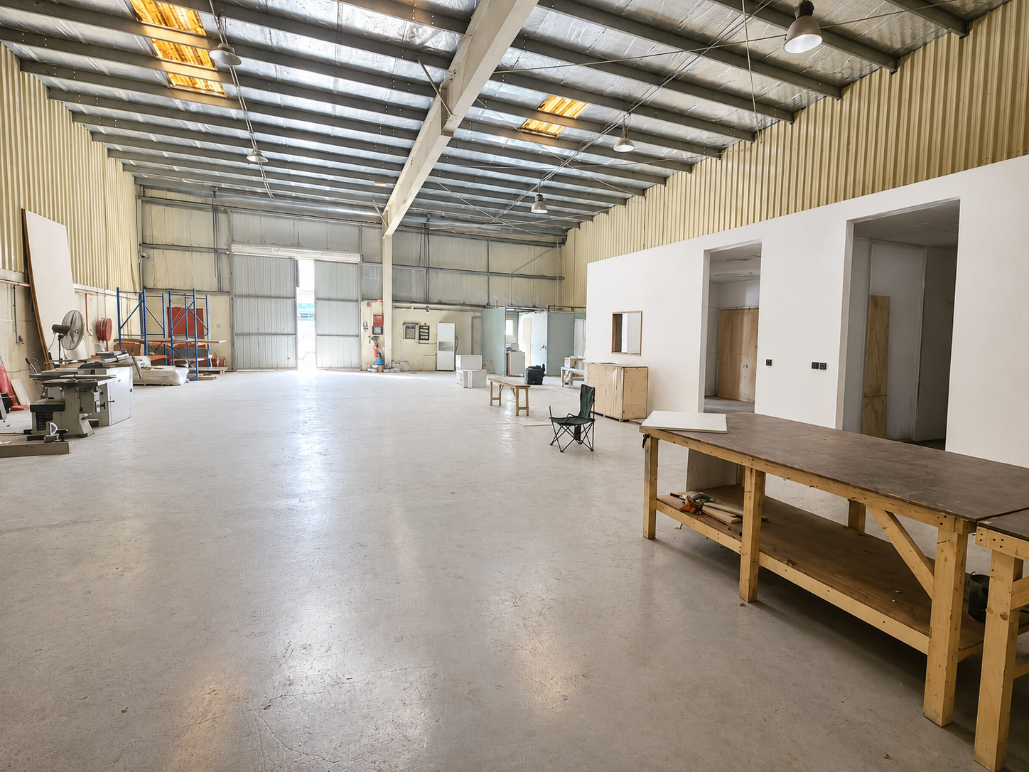 Ready-to-Move-In Warehouse | 8M Clear Height