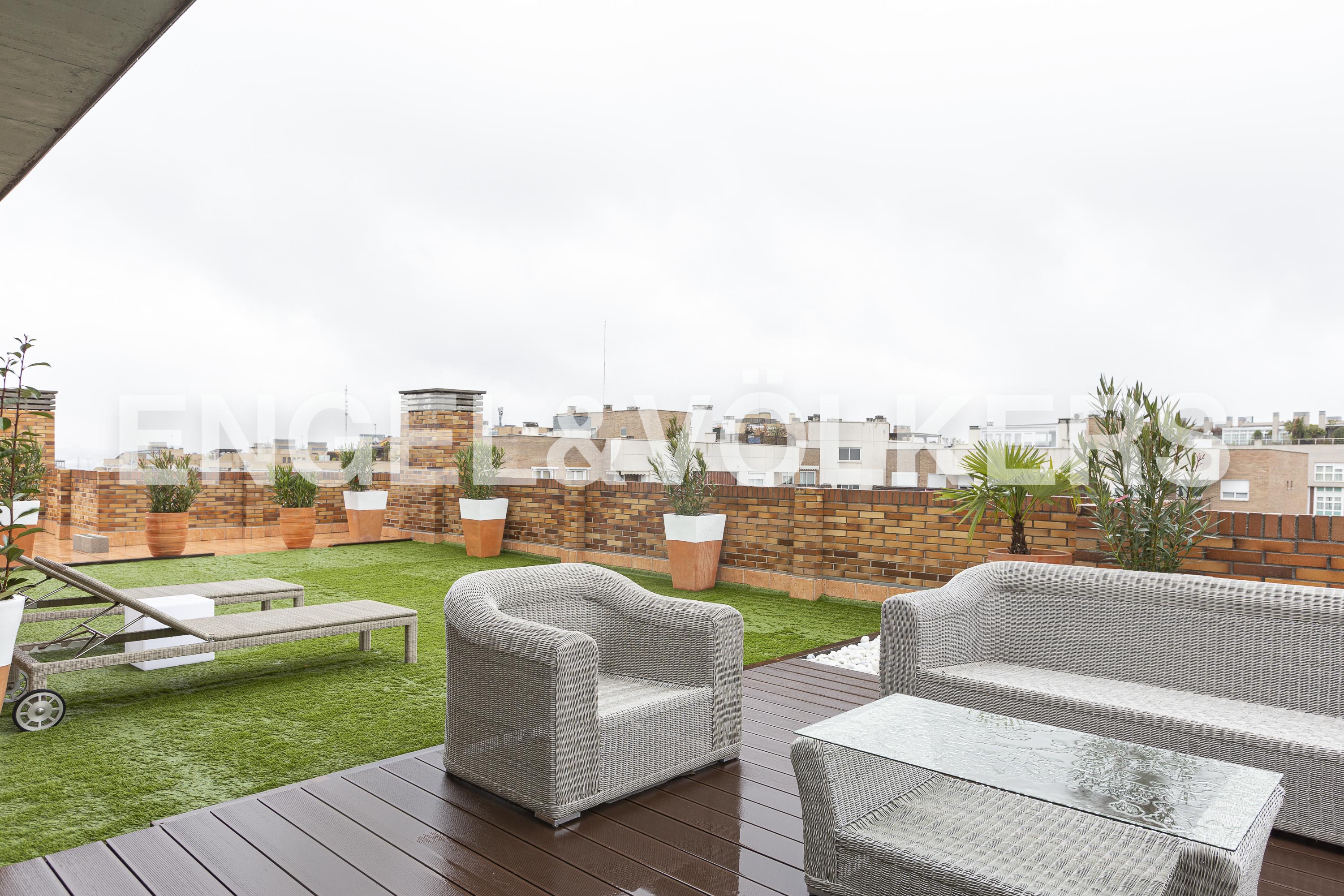 Penthouse with a great terrace in Aravaca