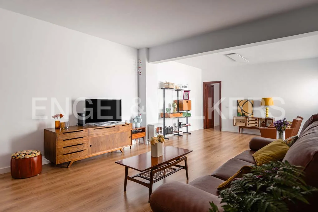 Exclusive modernist flat in La Rosa