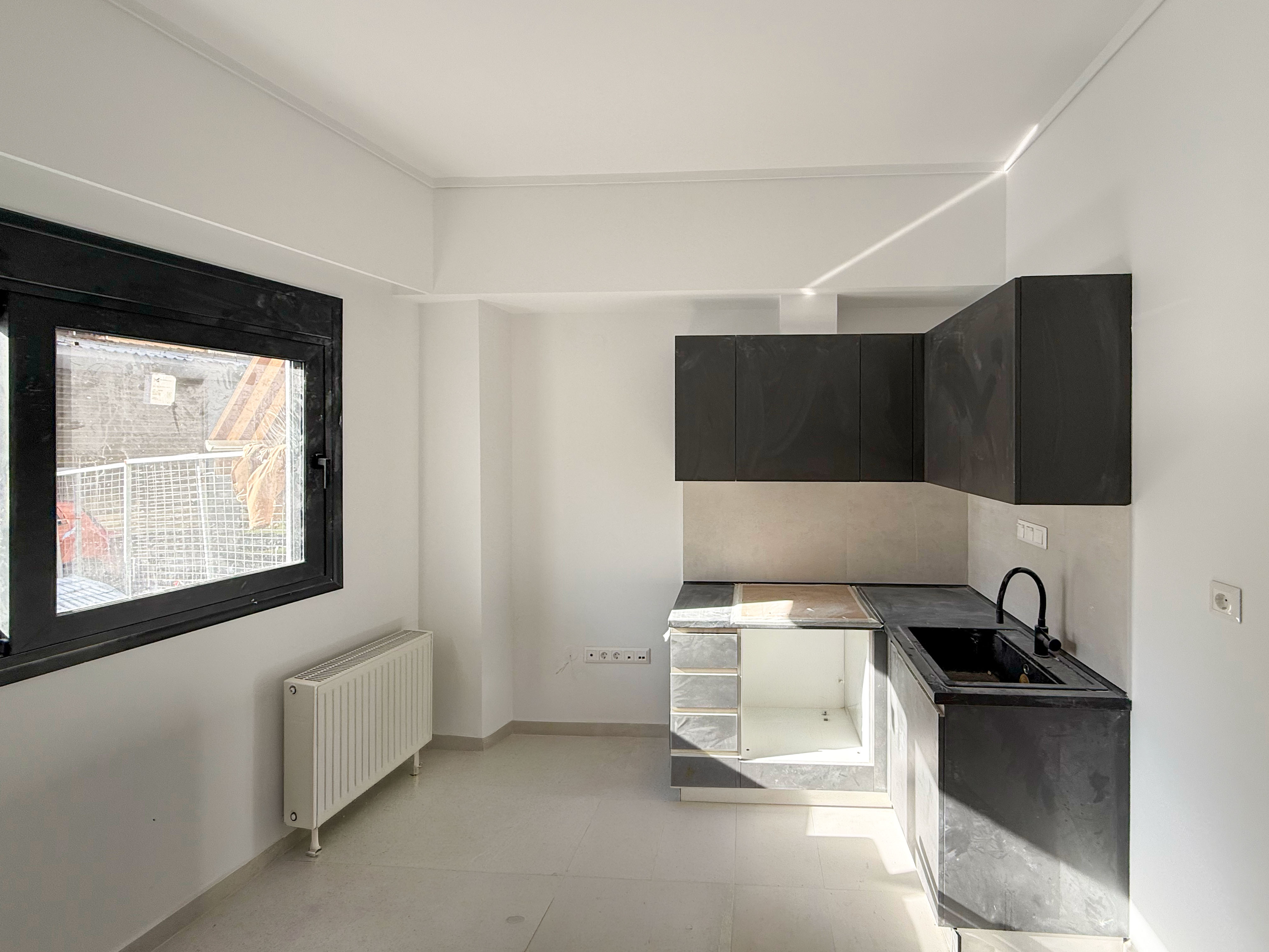 Newly built ground-floor apartment in the center of Thessaloniki