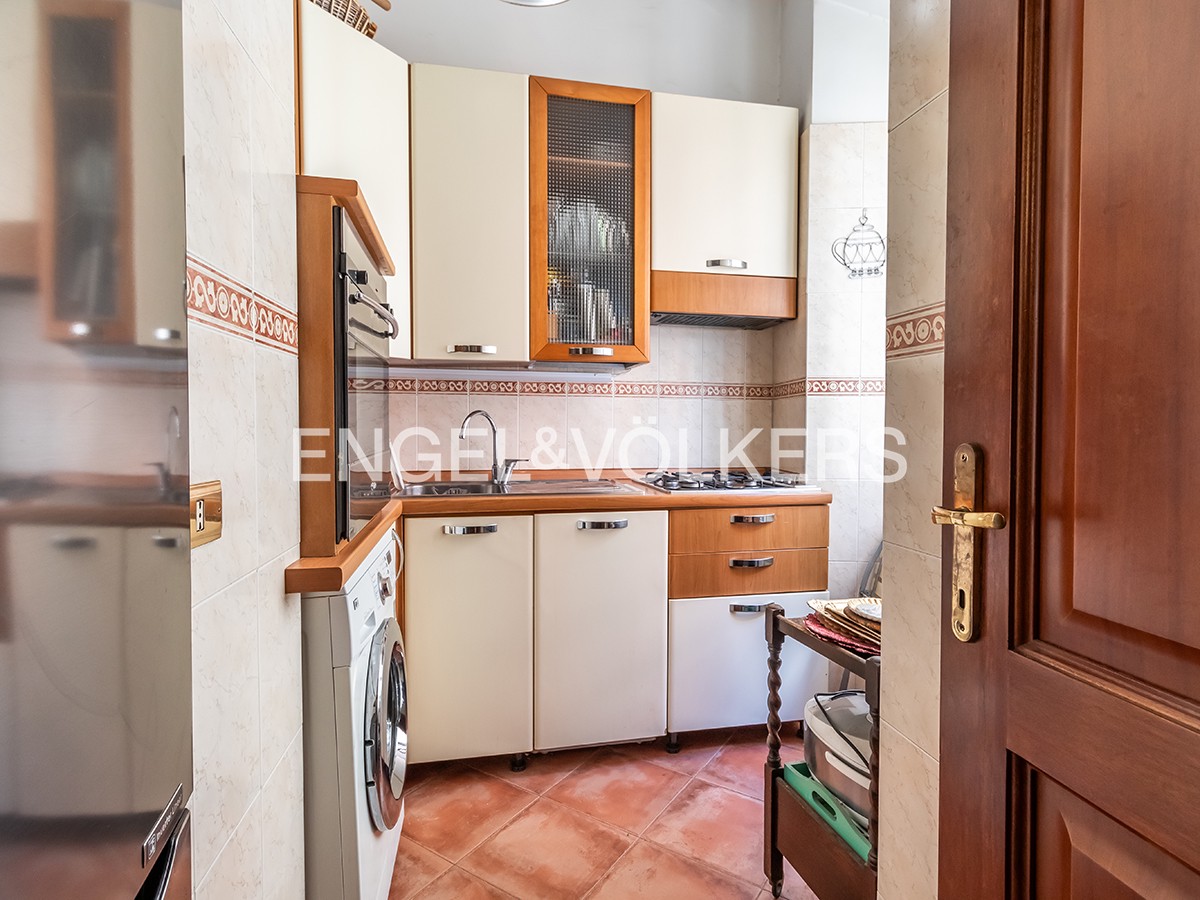 Furnished one-bedroom flat on Mecenate Street