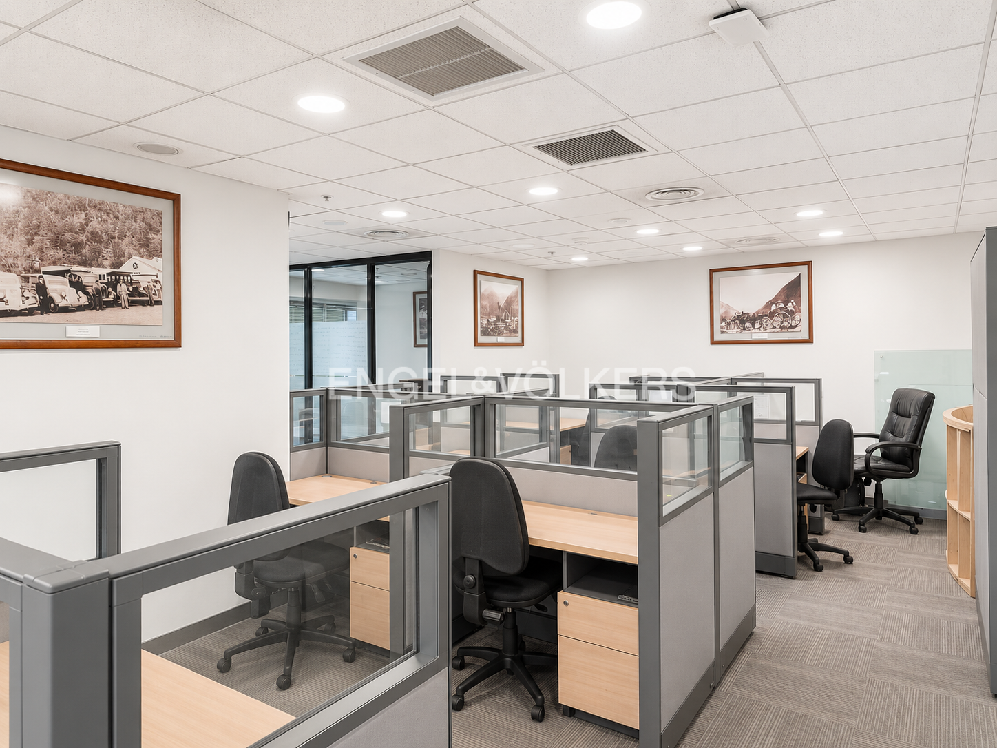 Oficina amoblada en arriendo El Golf 742 m2