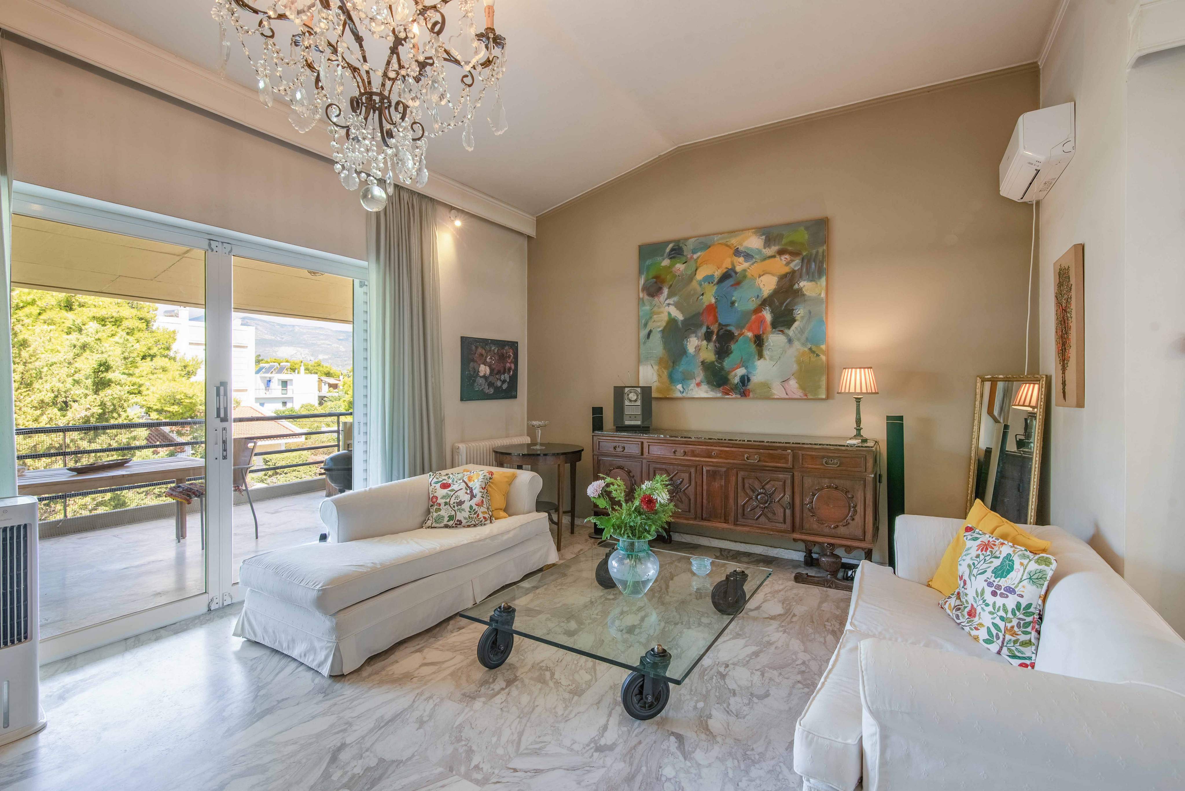 Refined 160 sq.m. apartment in Kifisia