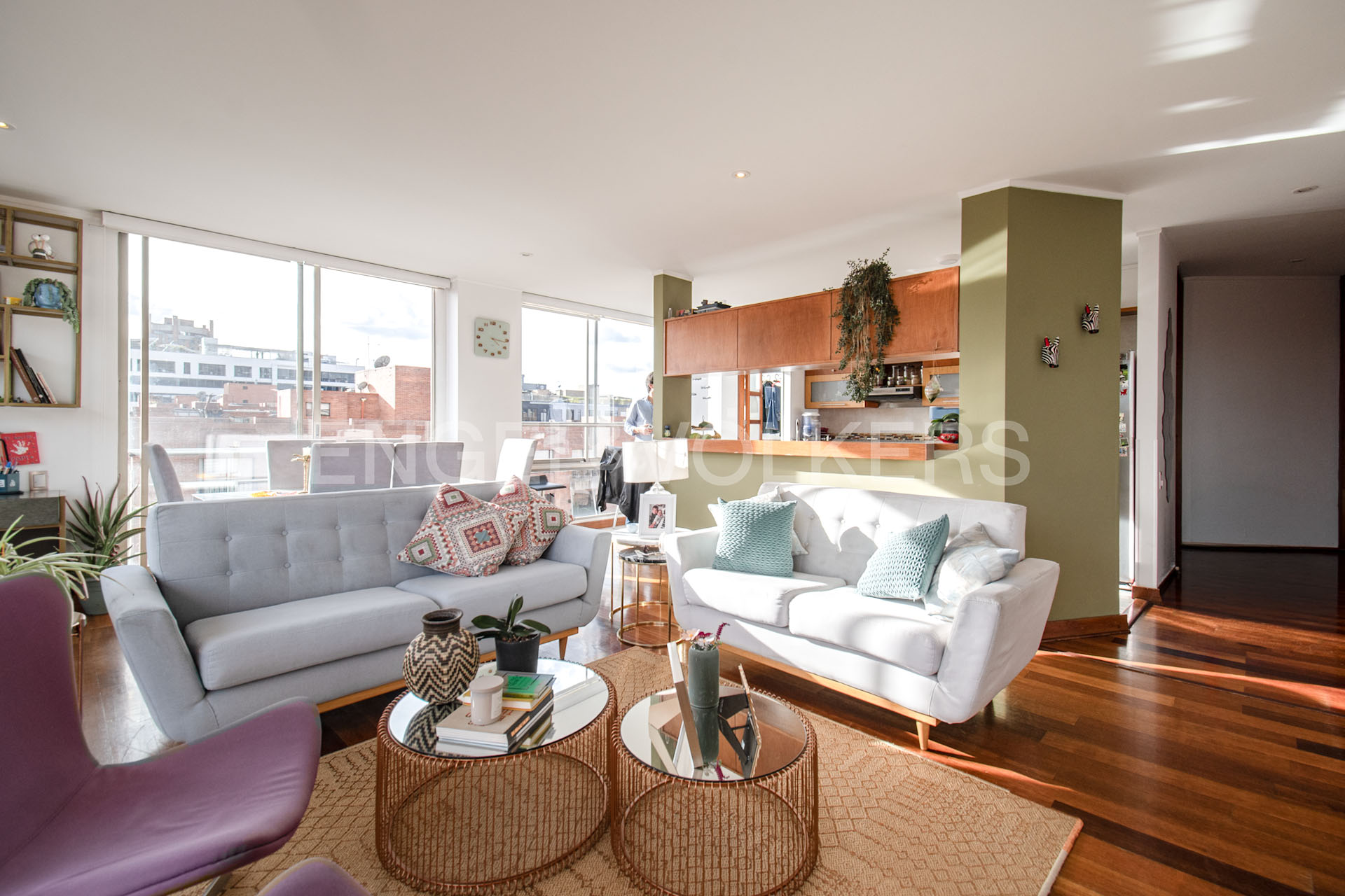 Apartamento con balcón para venta en Santa Bárbara