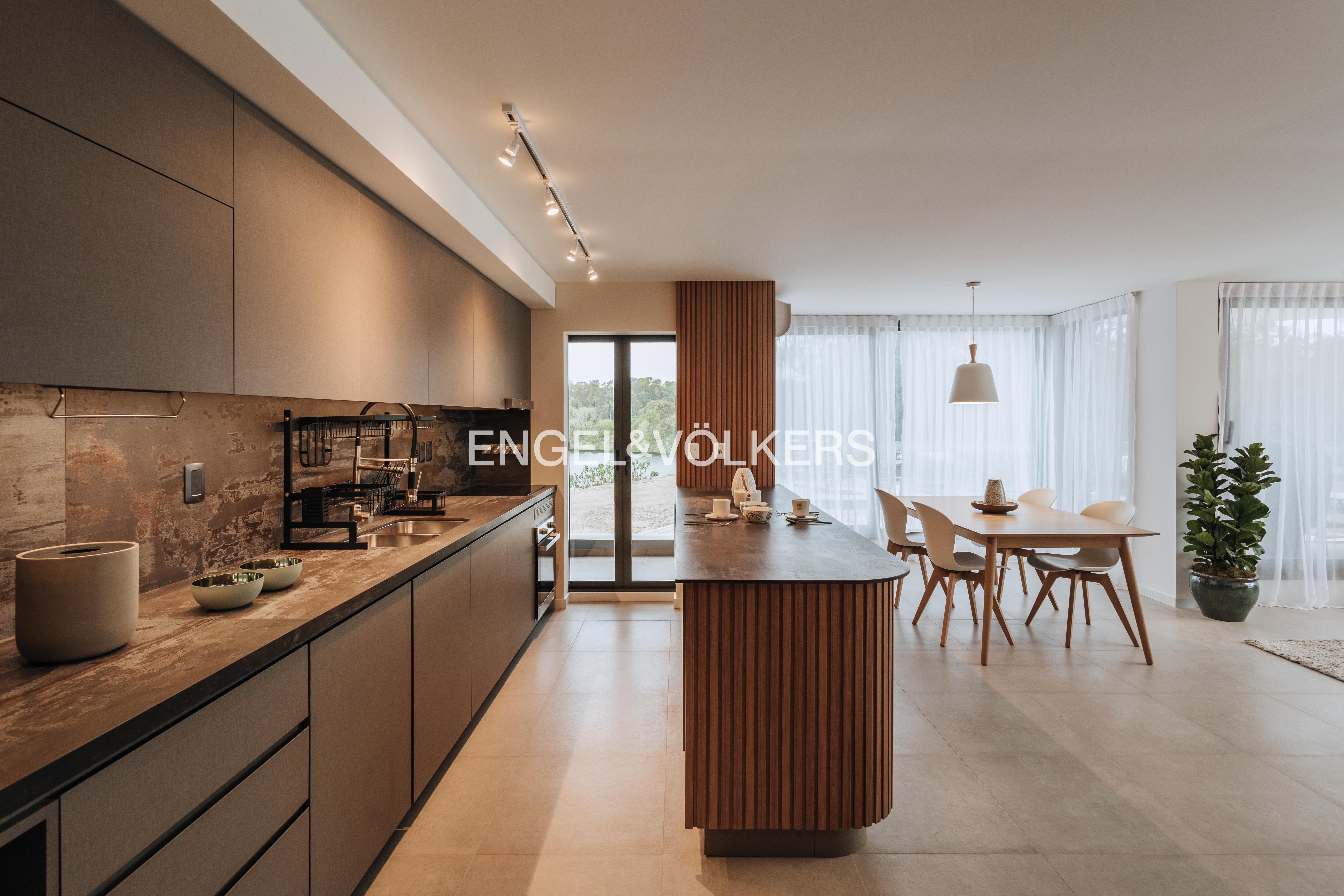 New 2-bedroom apartment in Carrasco Boating Tower 1 - Last unit available