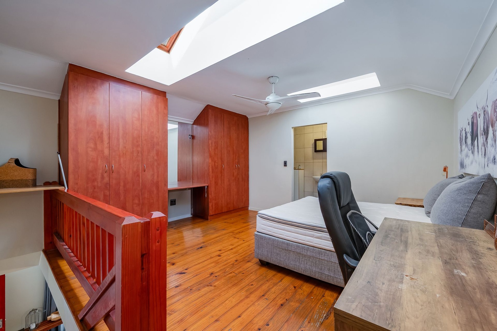 3 Bedroom Loft Apartment in High-Demand Area