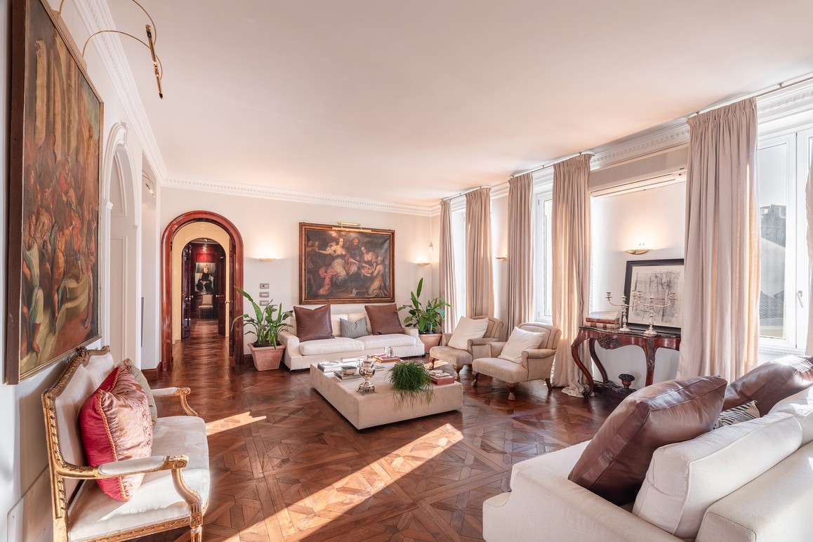 Elegante appartamento nel centro storico di Seregno