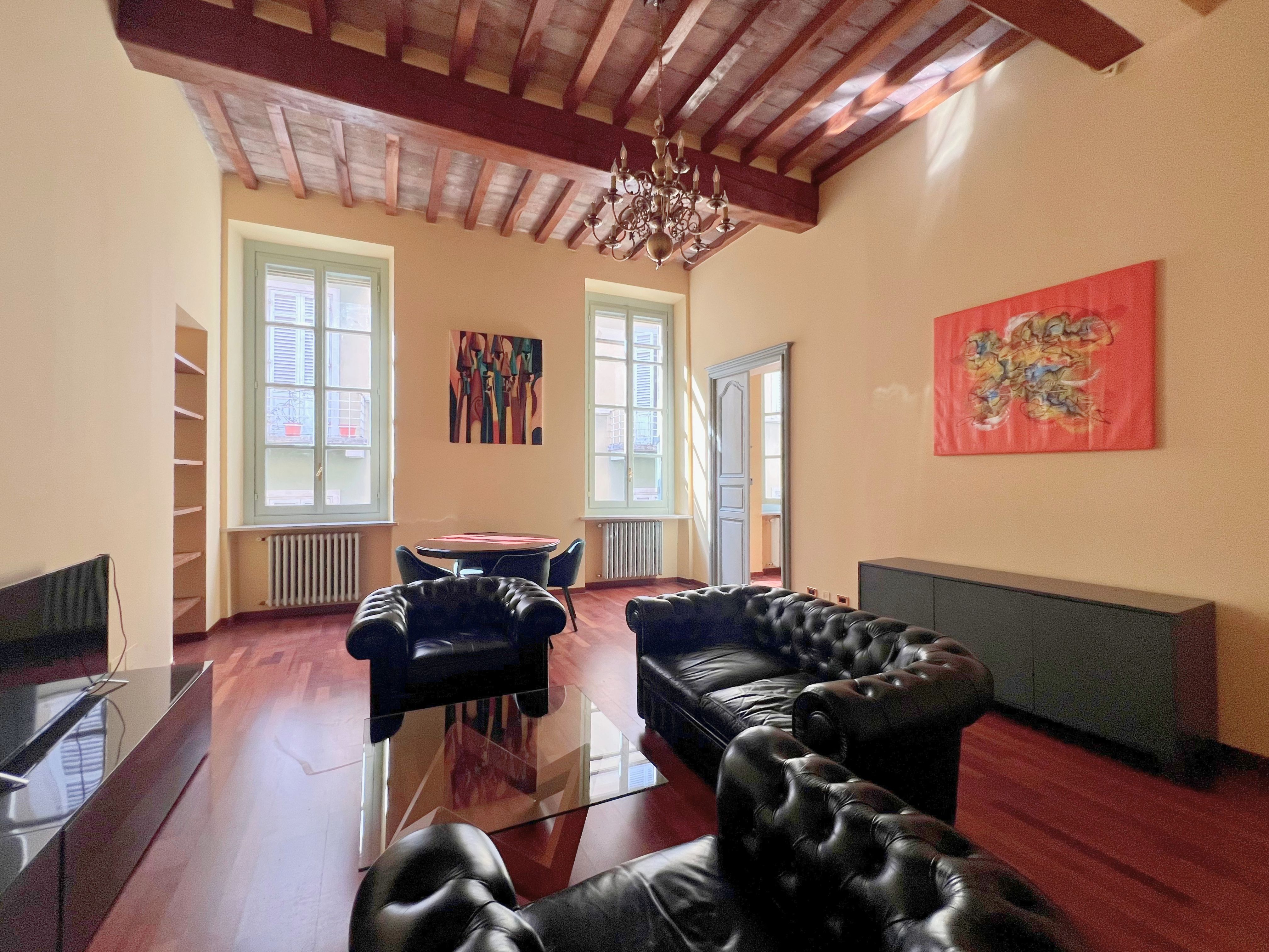 Elegant furnished flat