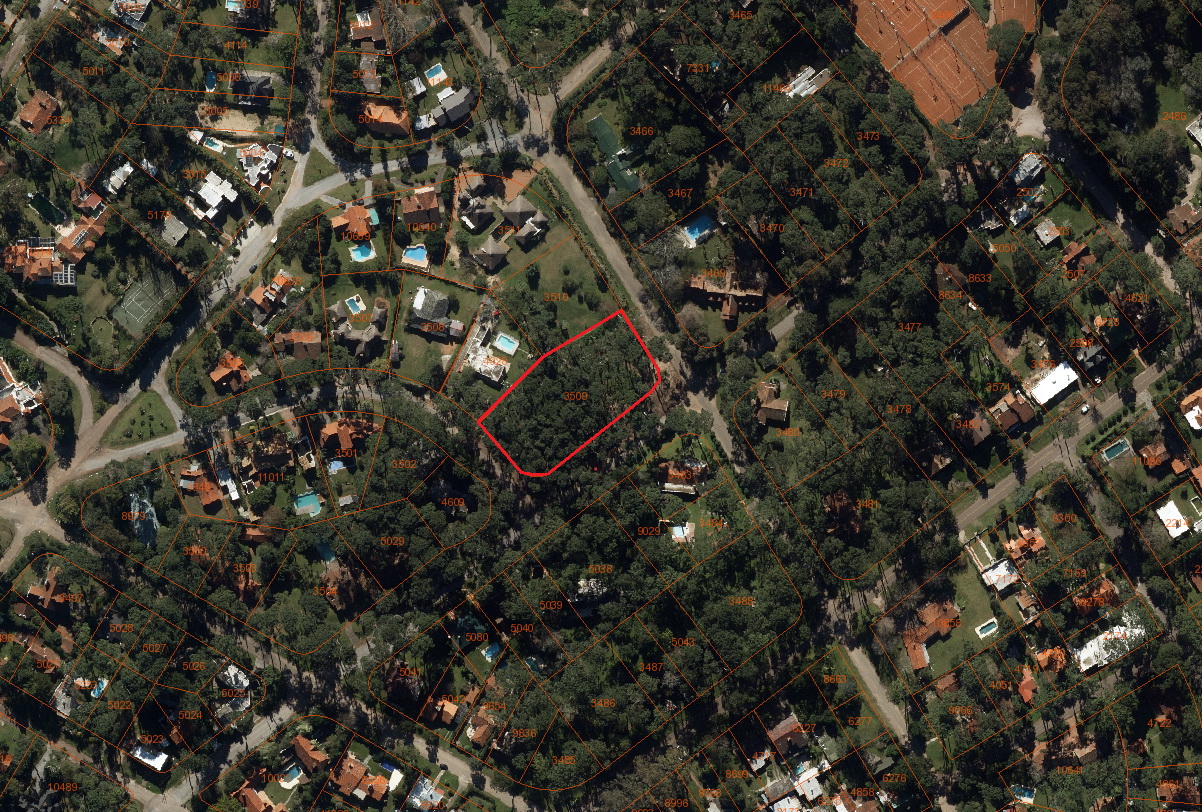 Terreno de 3500 m2 en San Rafael
