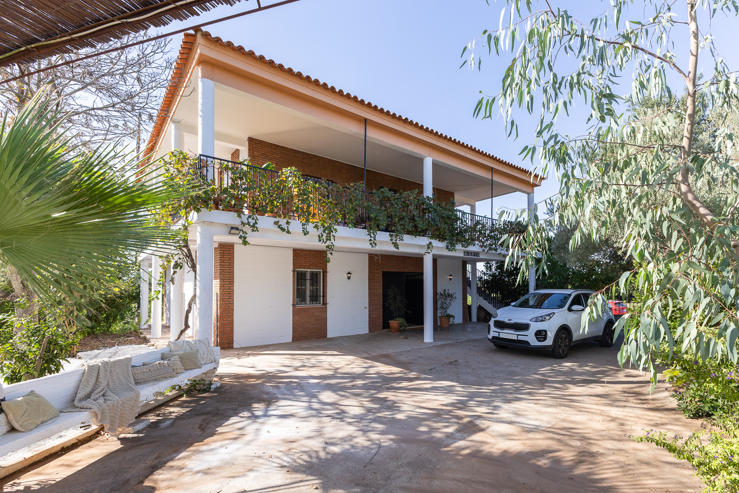 Charming property with beautiful views and countryside in Carcaixent