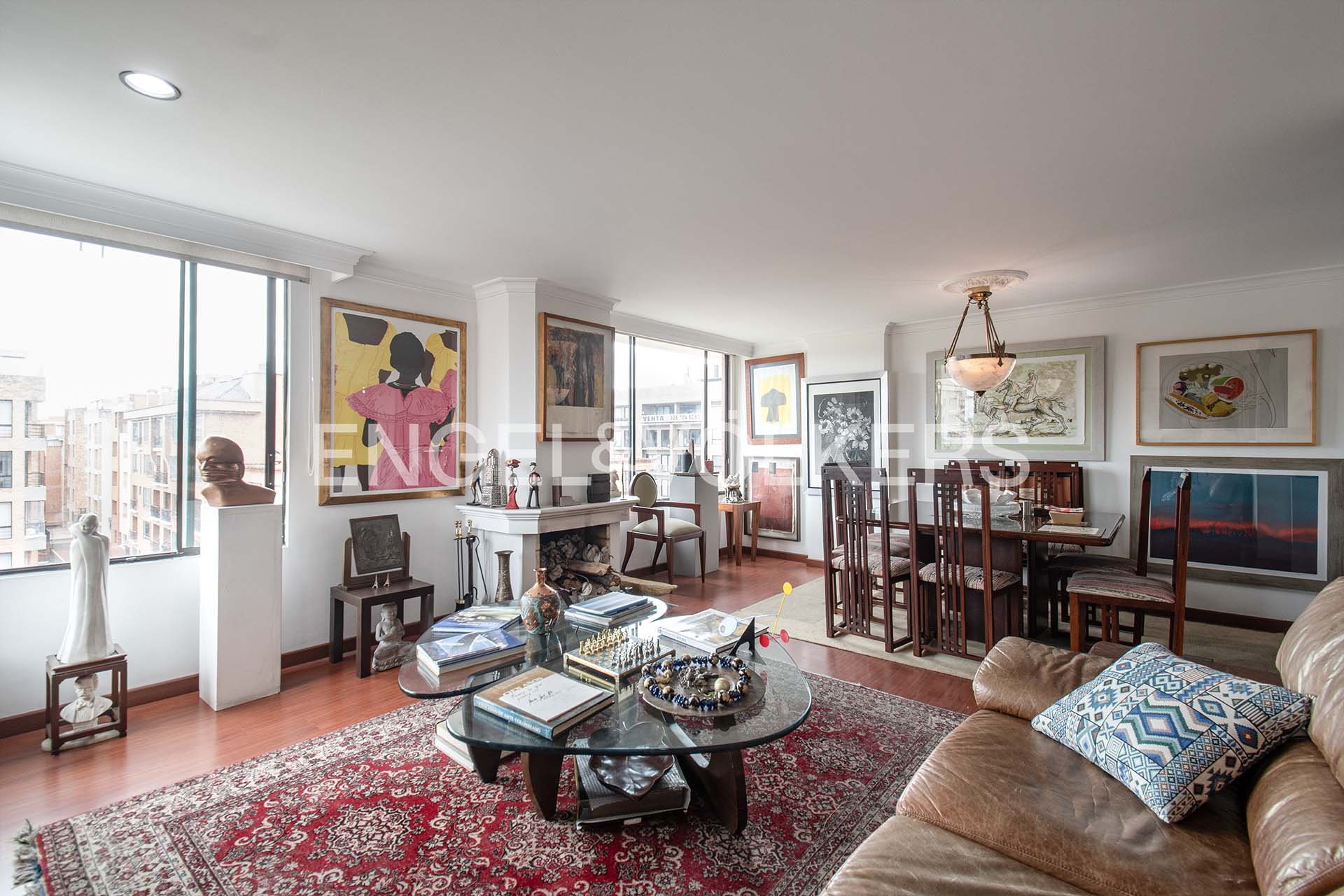 Penthouse con terraza para venta en Chicó Navarra