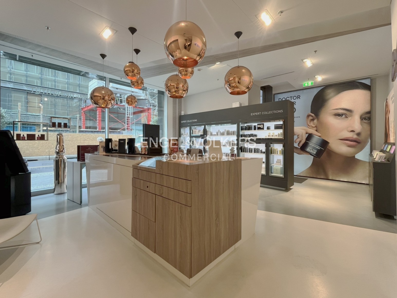 Beauty, Health, Lifestyle: Attraktive Ladenfläche in Berlin Mitte