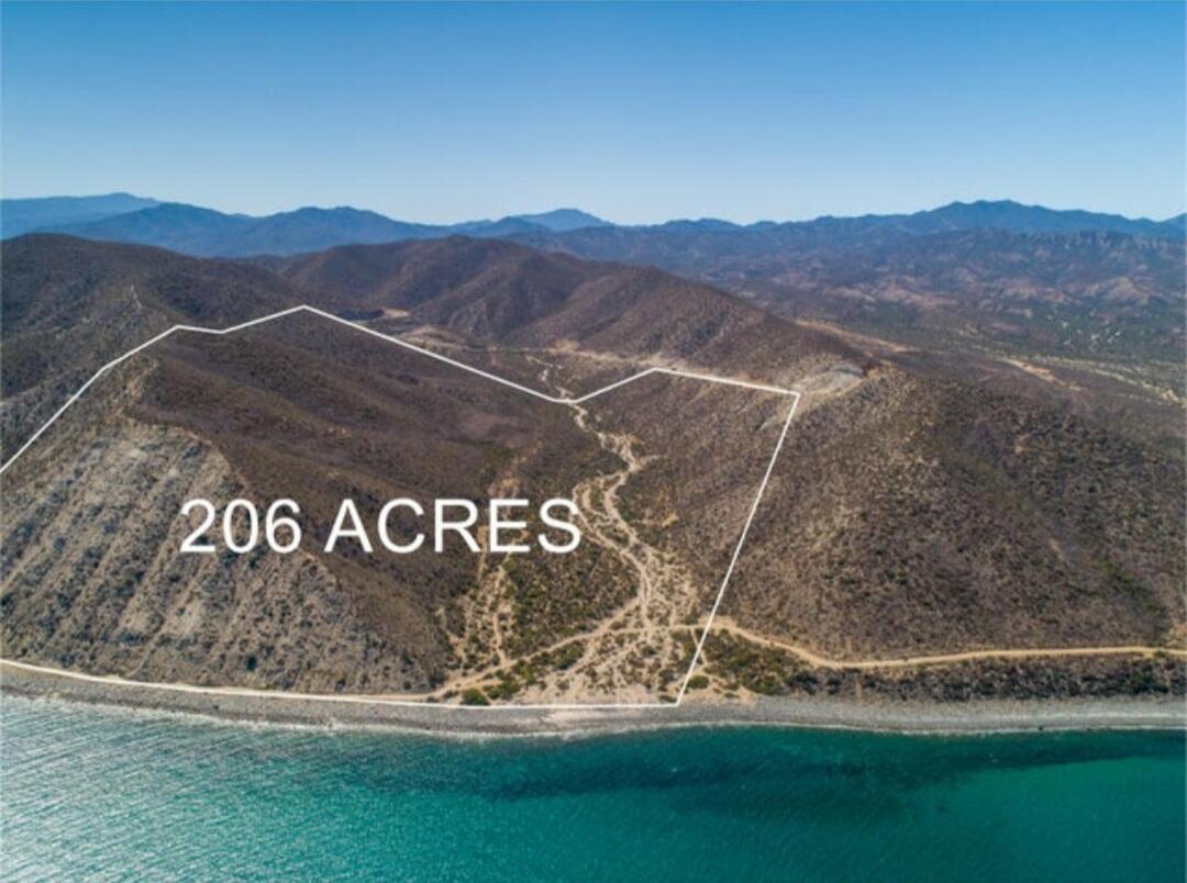 Oceanfront Development Lot, East Cape