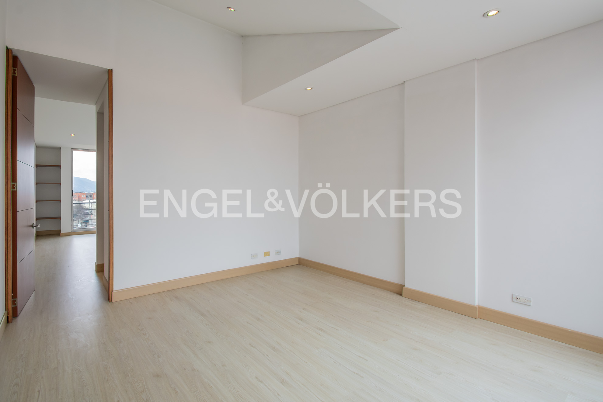 Amplias oficinas para venta en Chía