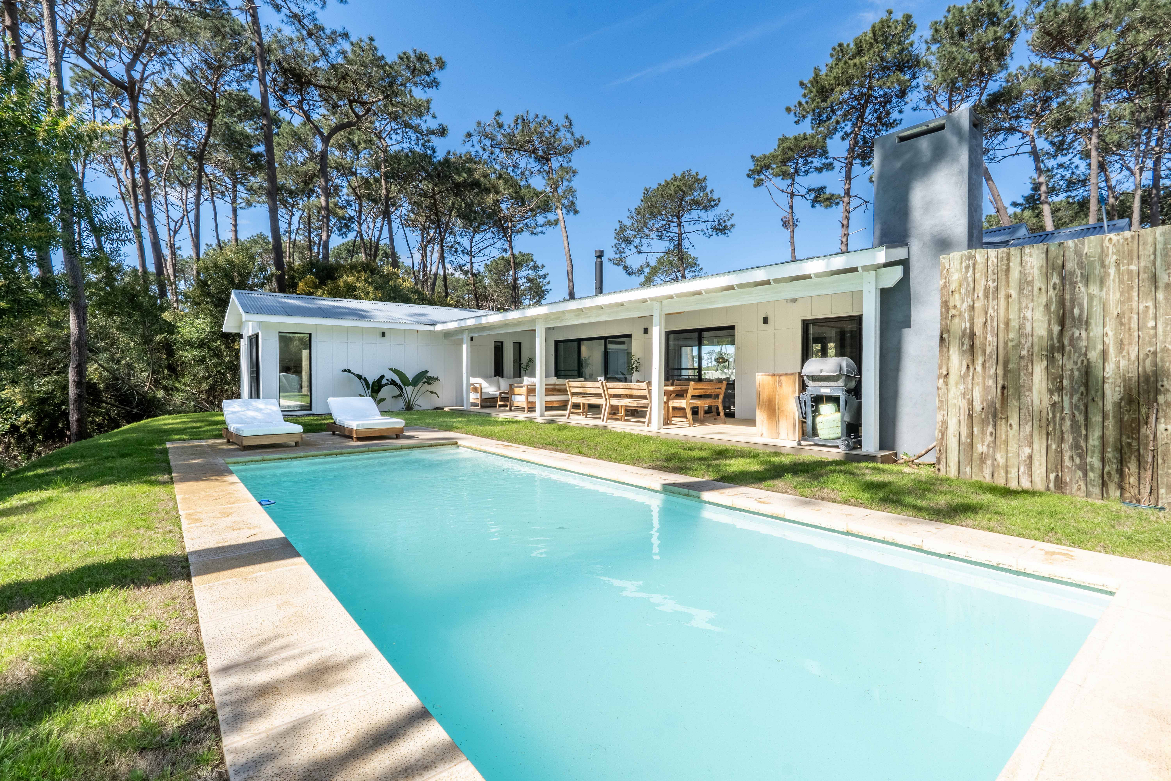 3-bedroom house with heated pool in a gated community