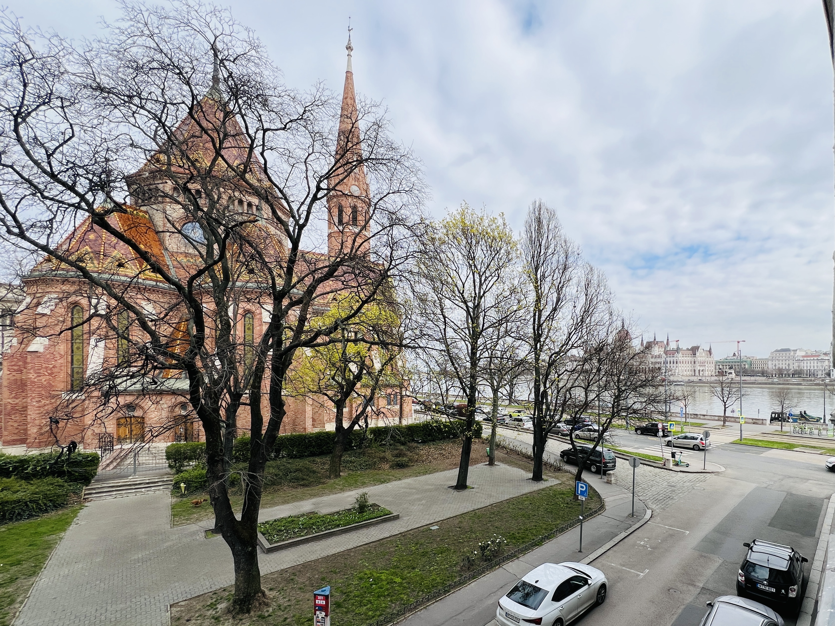 Prestige and elegance on the Danube banks
