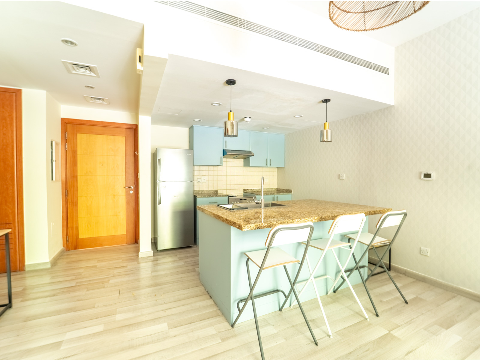 Furnished l Vacant l Garden View