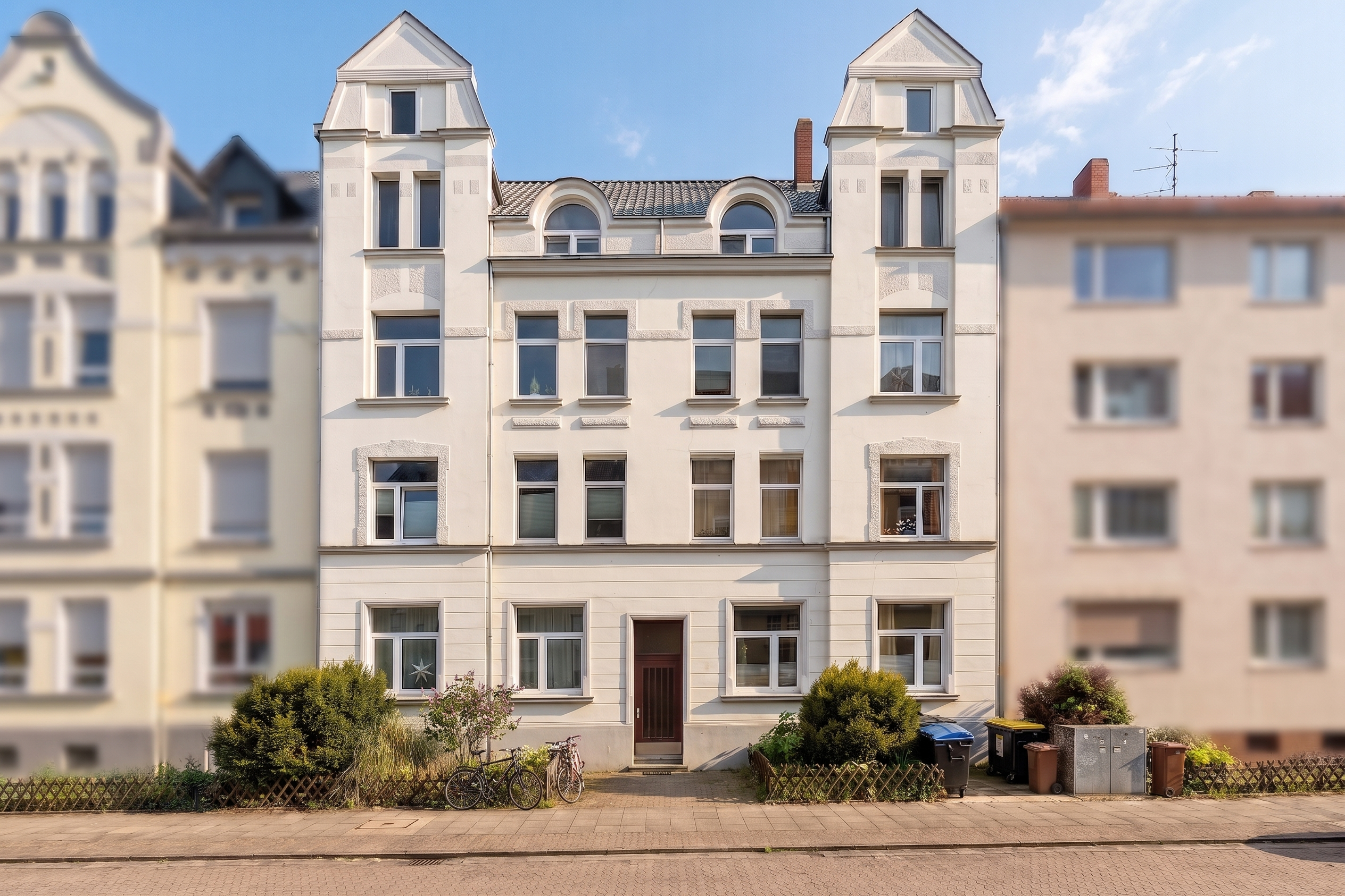 155 m² Wohnperspektive: Dachgeschosswohnung mit genehmigtem Ausbaukonzept