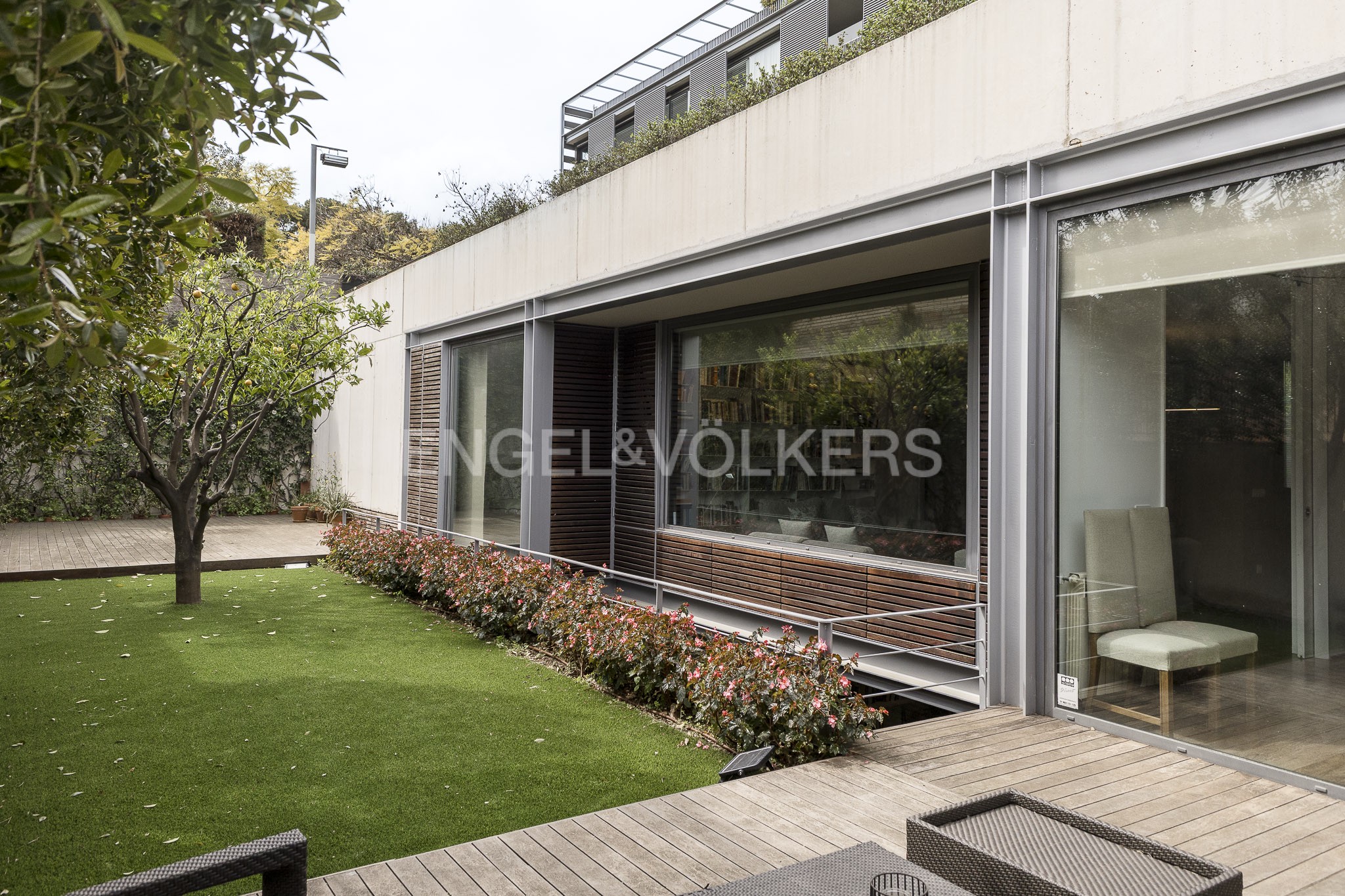 Elegant and modern designer house in Pedralbes