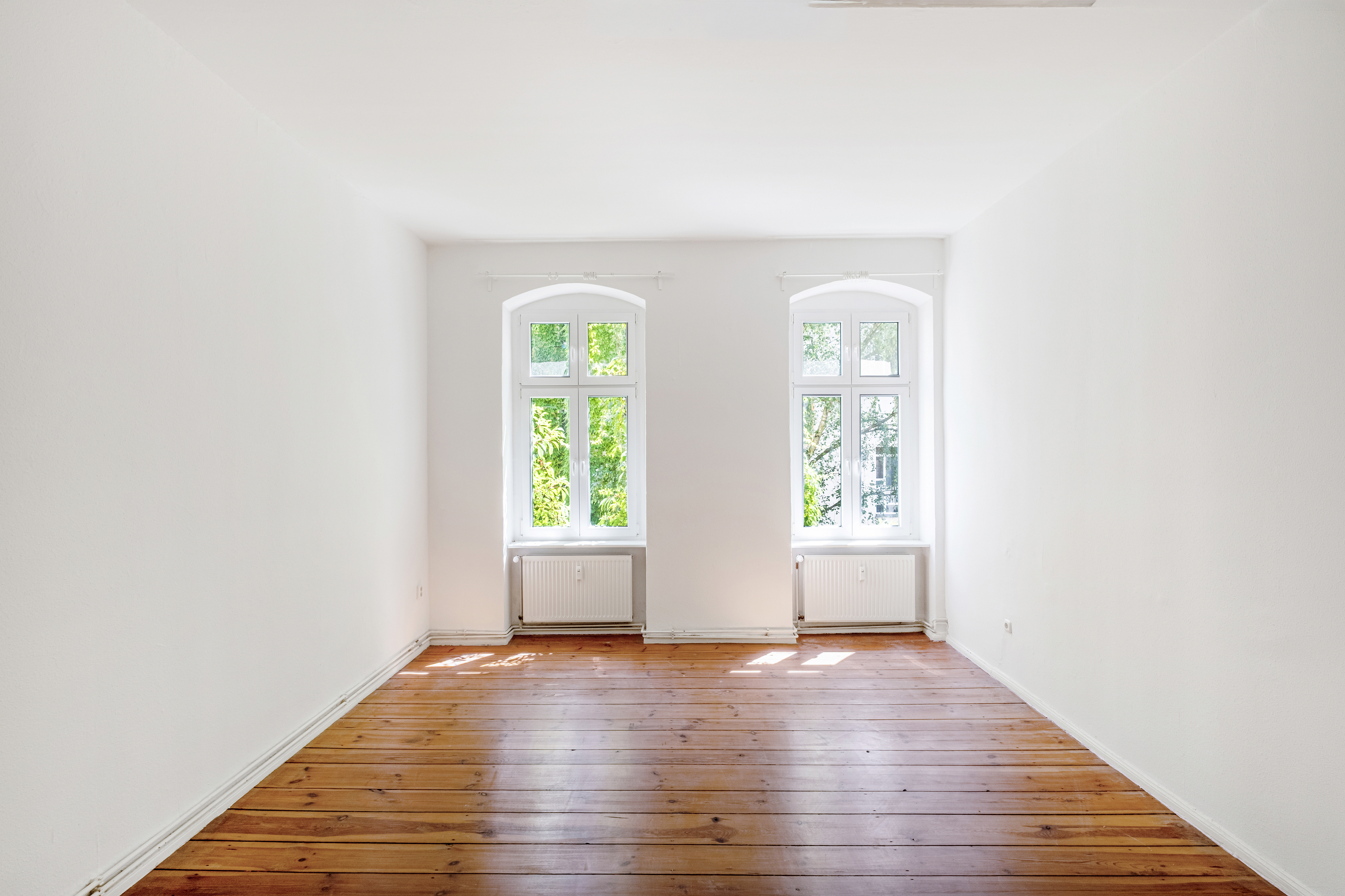 Quietly located period apartment with balcony in Helmholtz Kiez