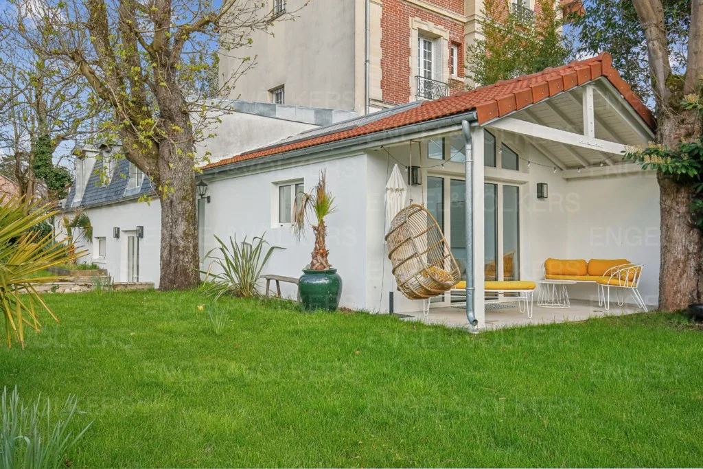 Family house with garden - 3 bedrooms - Le Vésinet