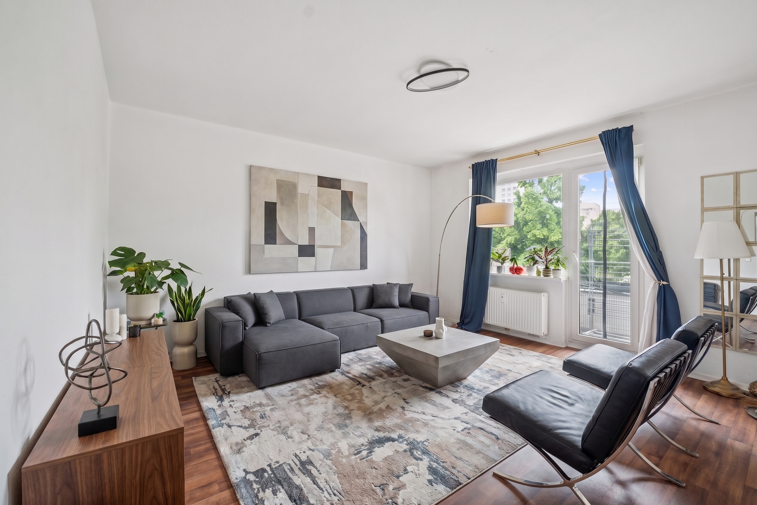 Vermietete 3-Zimmer-Kapitalanlage mit Balkon und zusätzlicher Garage in Berlin-Lichterfelde