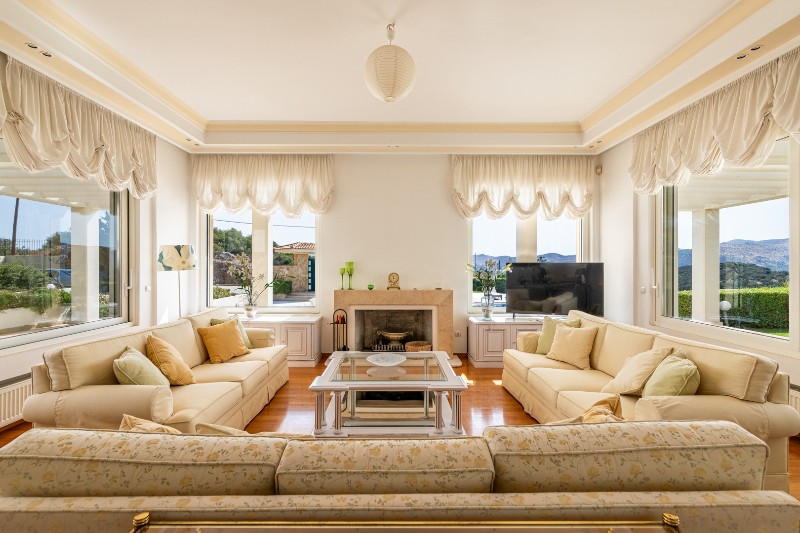 Stunning villa with panoramic Saronic view