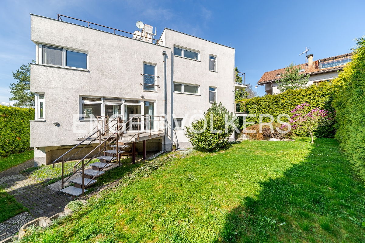 Family house 6+1 with views of the biotope Lhotka