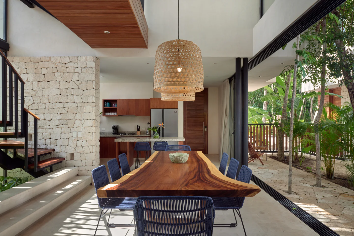 Casa David - 3 Bedroom Jungle Villa with Rooftop Pool 2
