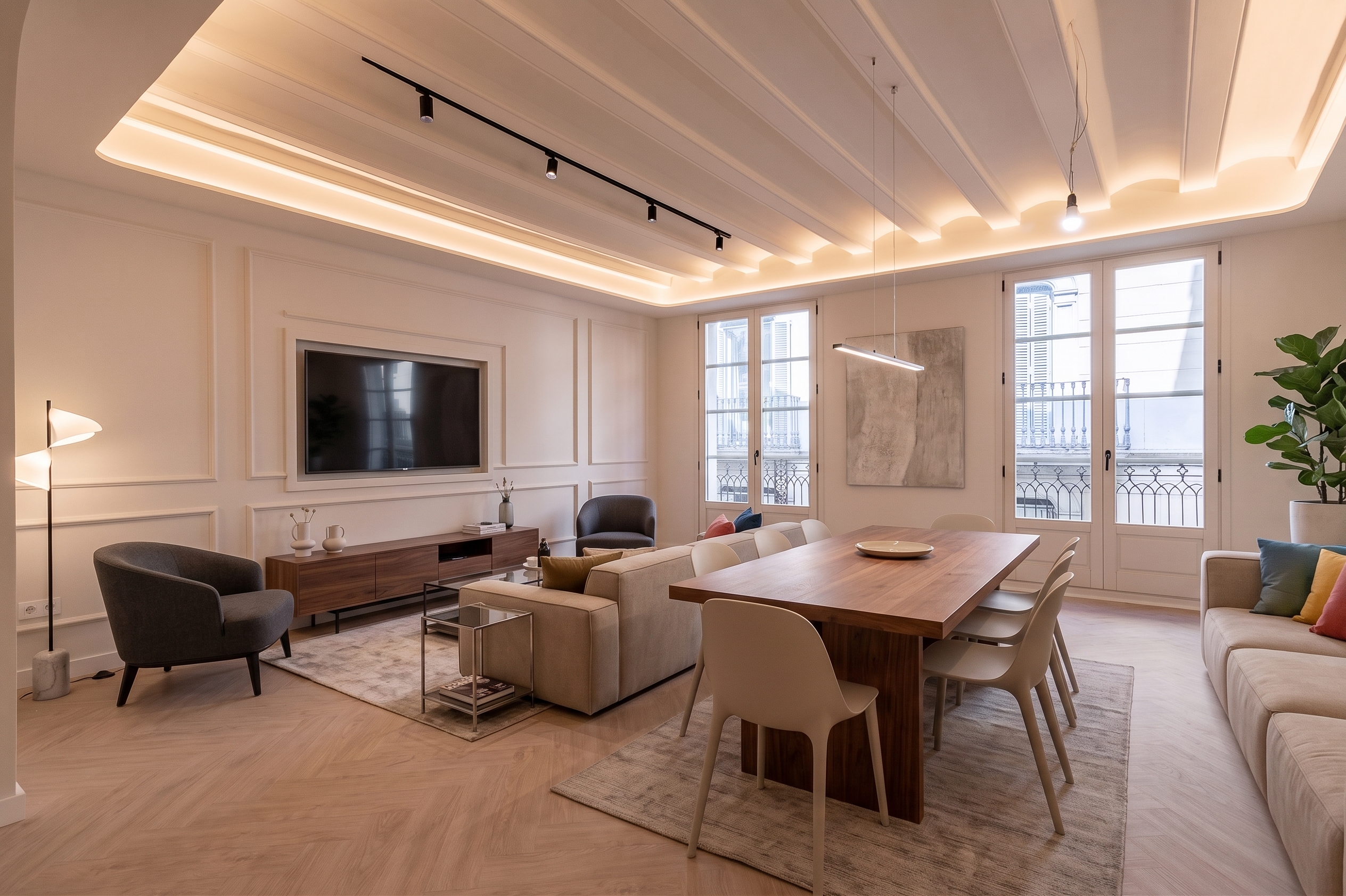 Licht, Originalcharakter und Neubau neben La Rambla