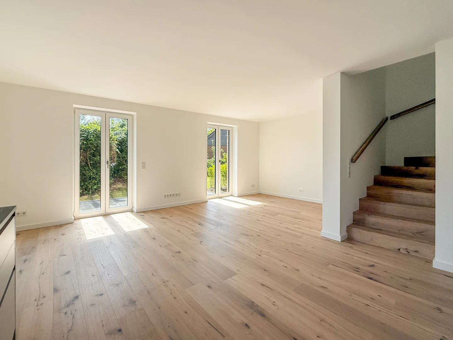 Neubau-Erstbezug: Ihr Domizil in Sackgassenlage und Schleinähe - Photo 1