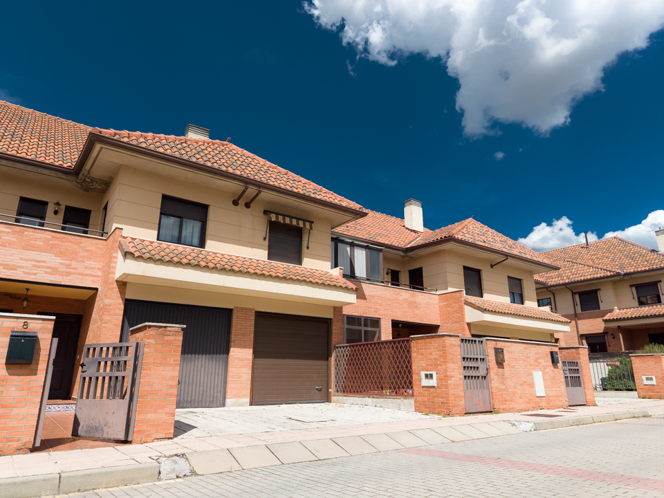 Chalet en Viana de Cega