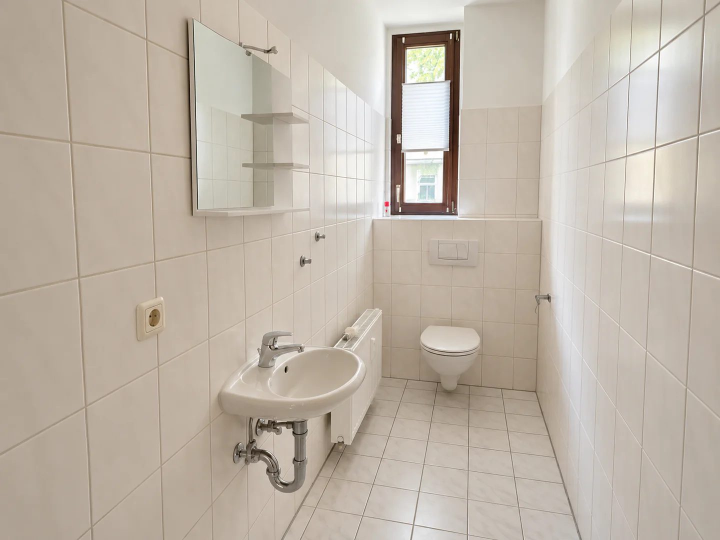 Attraktive 3-Zimmer-Erdgeschosswohnung mit Balkon und großem Kellerabteil in Stadtfeld-Ost - Photo 3