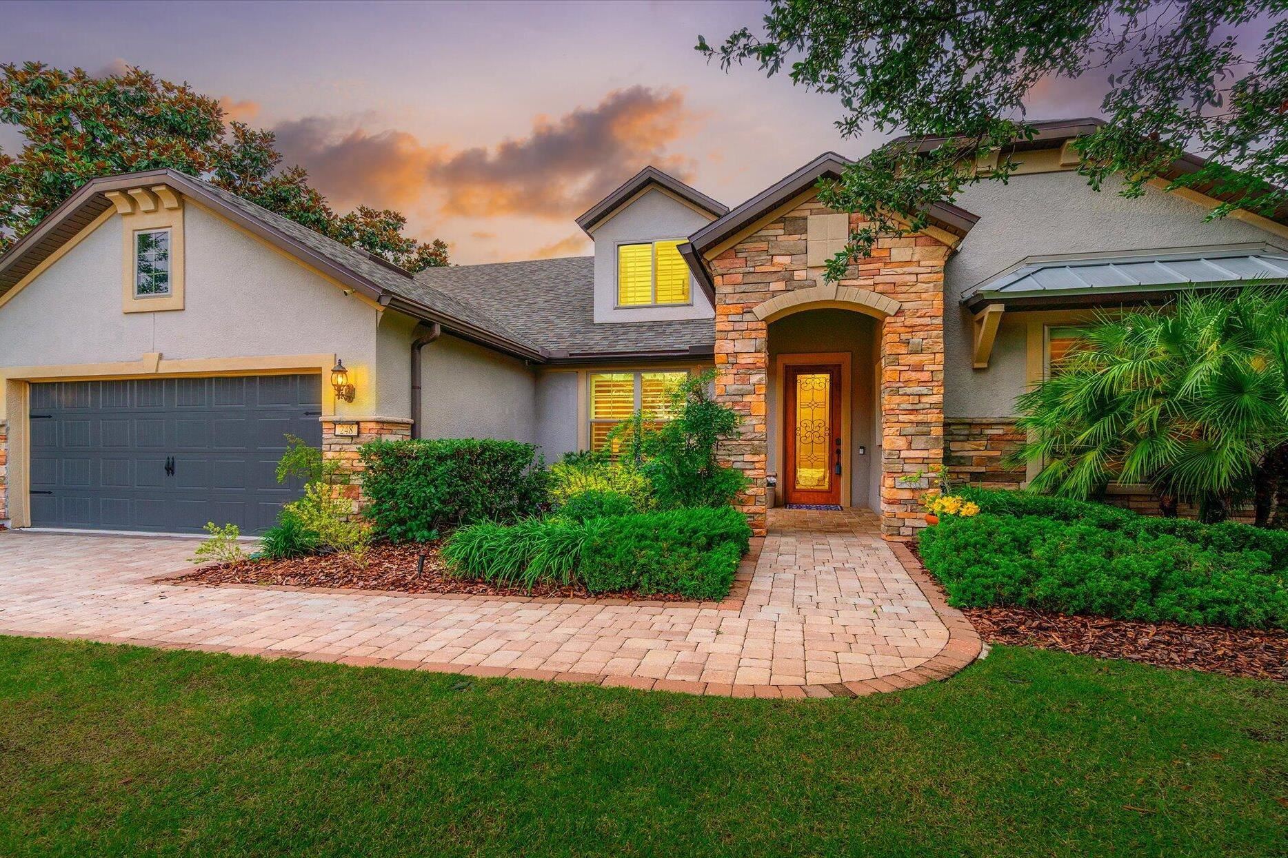 Sophisticated Living, Resort Amenities