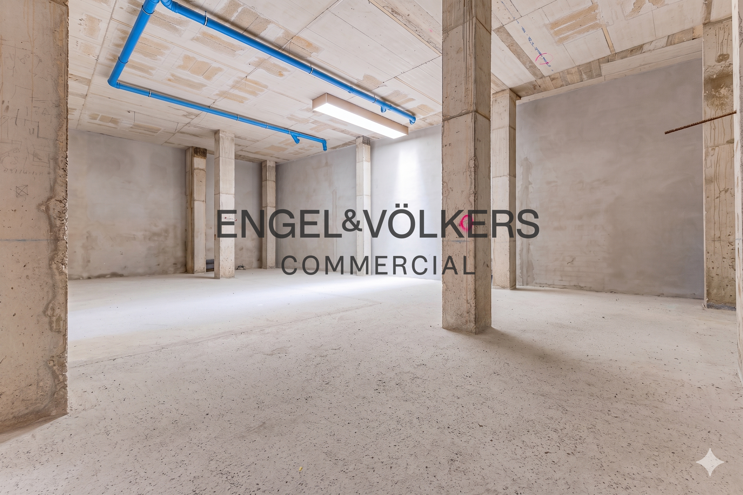 Oportunidad en 22@: 113 m² de obra nueva con preinstalaciones hechas, ideal para negocio o loft.