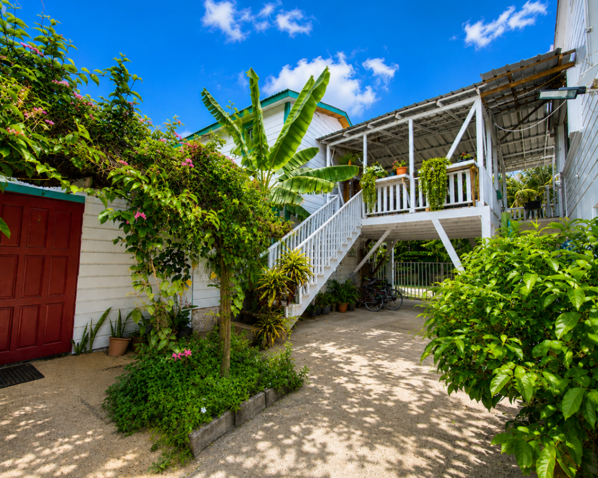 Income-Producing Investment Property – Lodge in Placencia