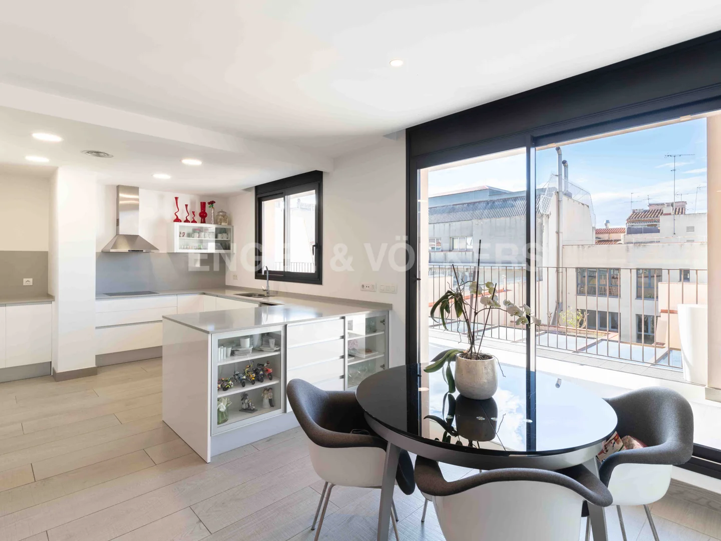 Spectacular modern design apartment in the center of Mataró