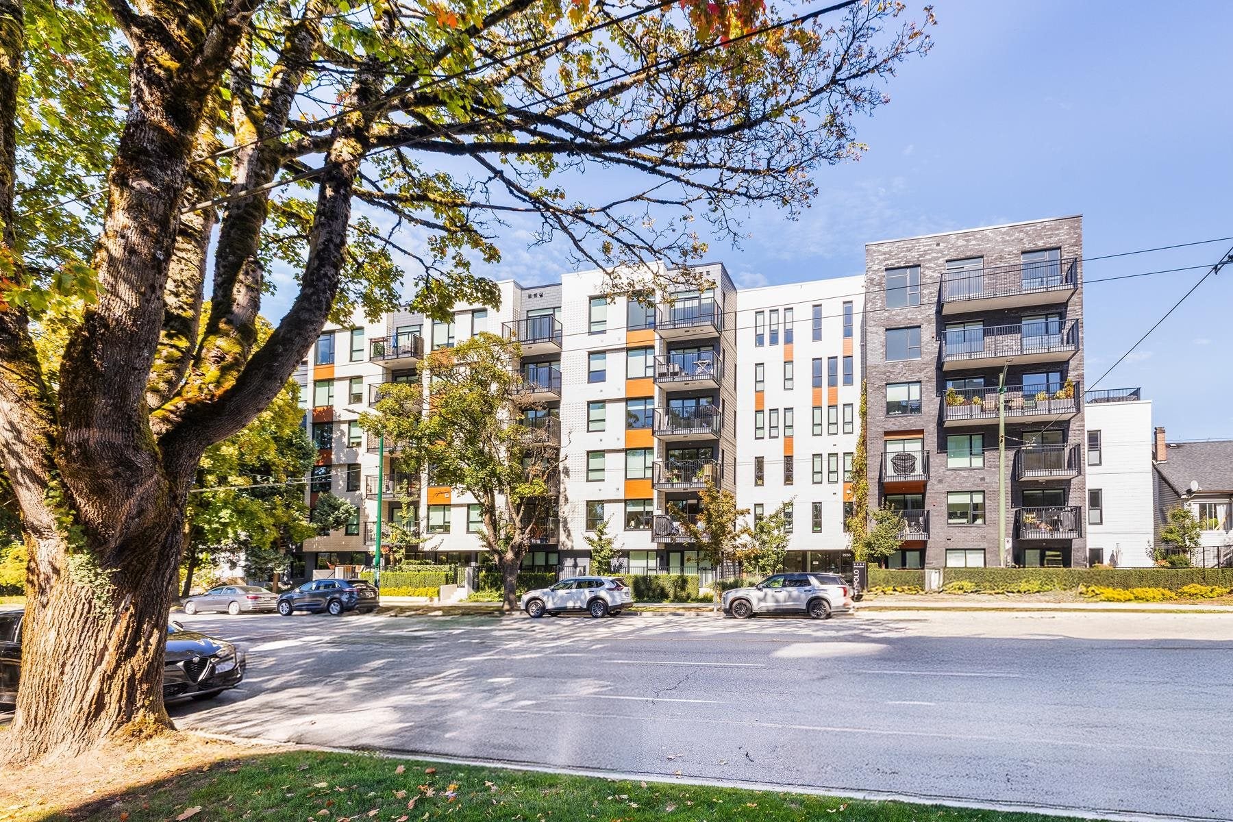 High-End Living