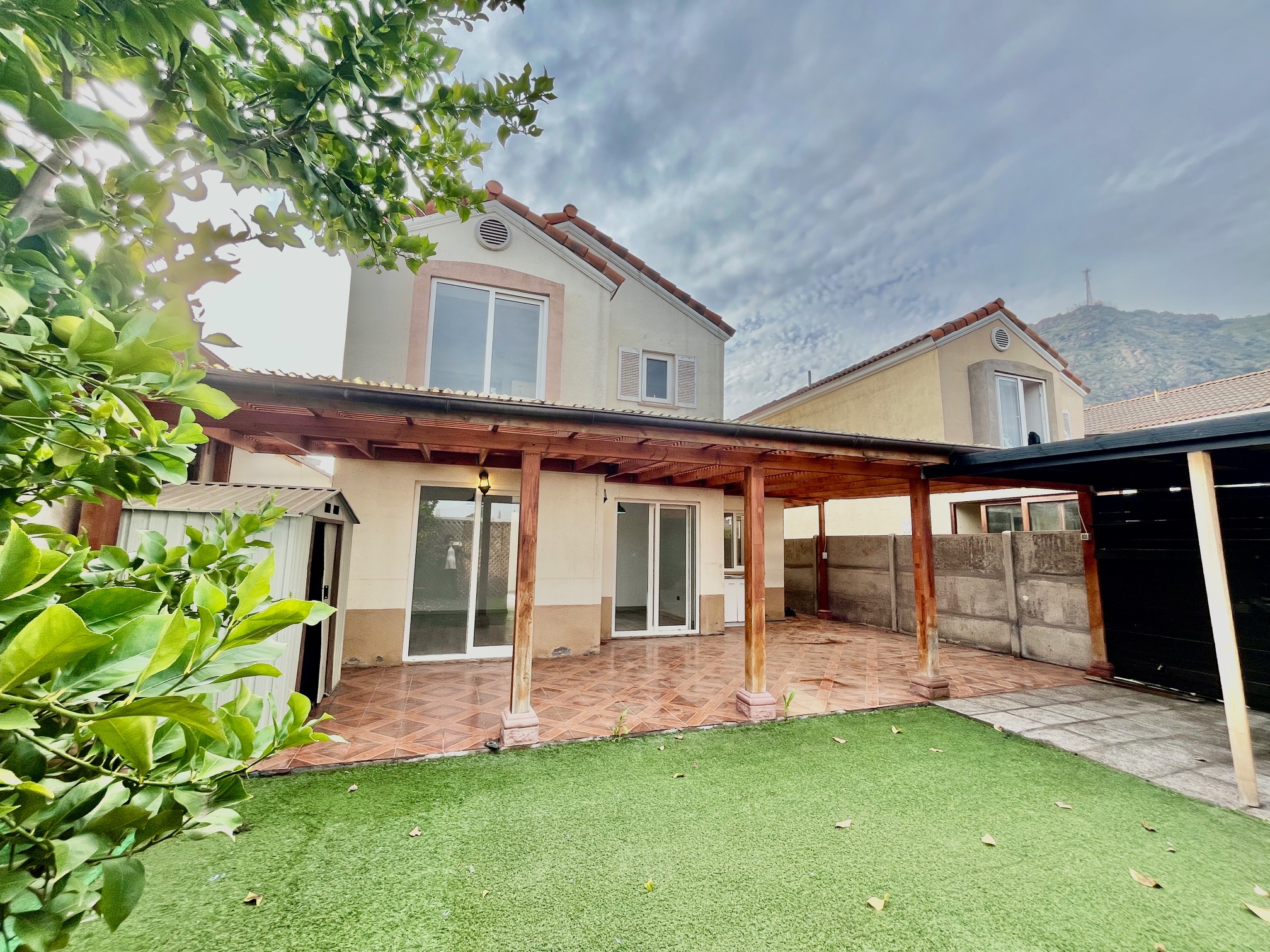 Arriendo y Acceso al Club Laguna Cóndores, incluye GG CC