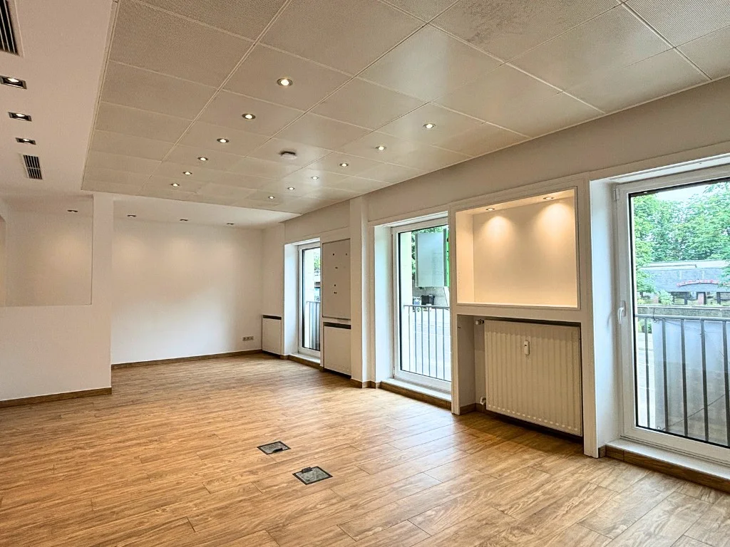 Large Open-Space Office for rent in Luxembourg City Centre